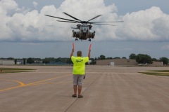 Bringing-in-the-CH-53-2-