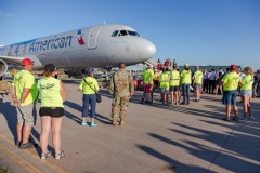 Honor flight arrives 10