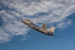 F-22-climbing-out-1-