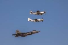 F-22and-the-Mustangs-