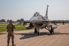 WI-F-16-arrives-2-