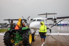Wet-Cessna-moving-