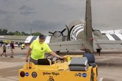 Parking-the-C-47-Skor-
