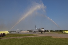 Honor Flight Arrives