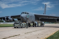 B-52-Bringing-her-in-2