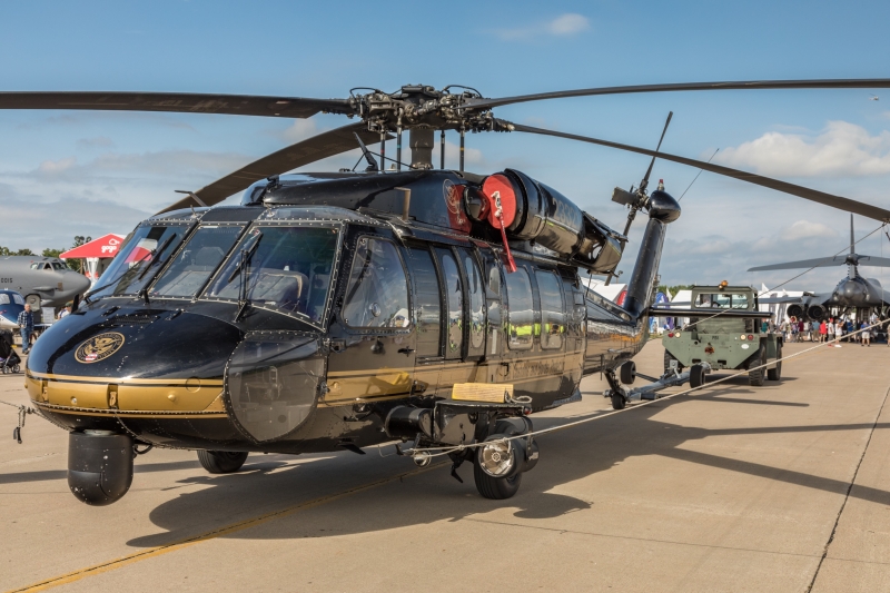 Bringing-in-the-Blackhawk-1