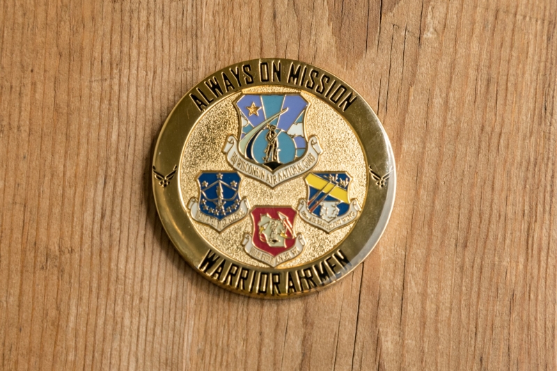 Wisconsin-Excellence-coine-side-2