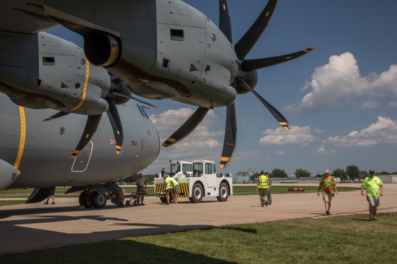 A400-Leaves-us-2