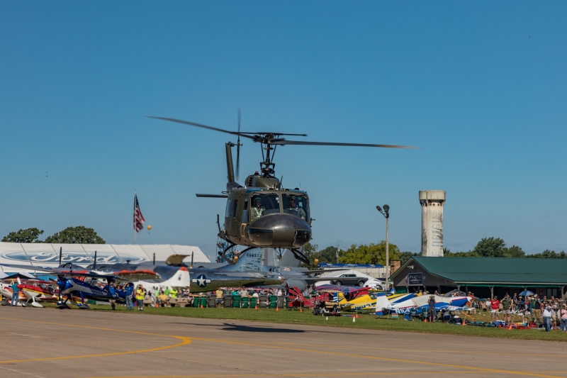 Jerry-and-the-Huey-lift-off-1