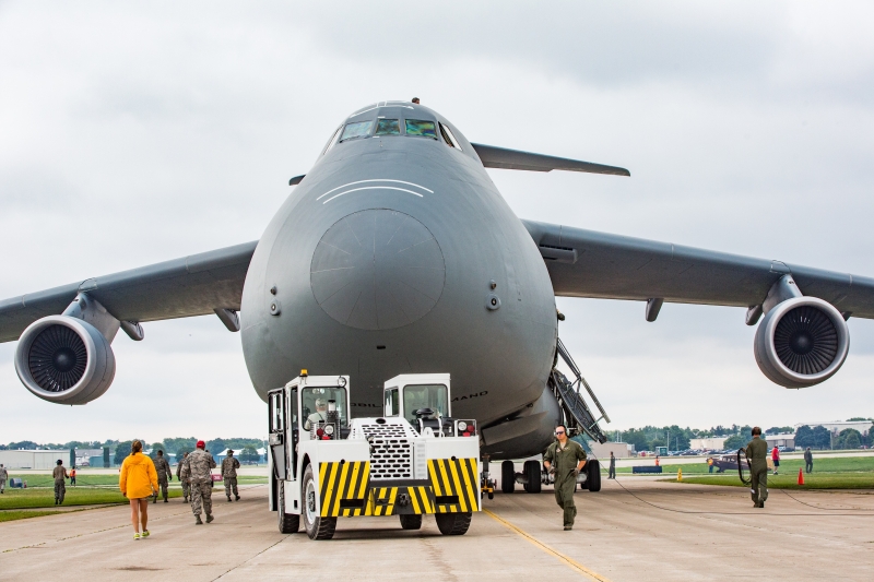 8-C-5-Big-White-tug-again-