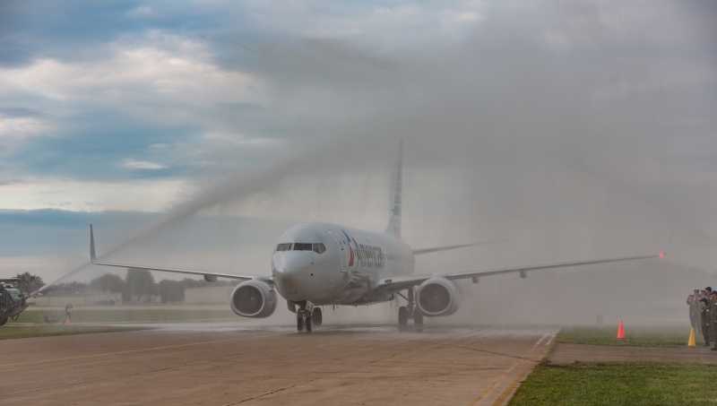 8-Honor-Flight-arrives-