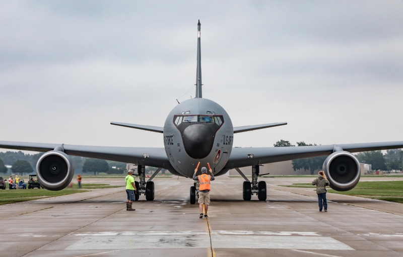 KC-135 Arrival
