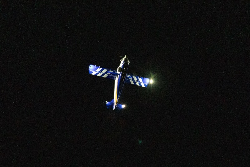 Night-show-RC-planes-