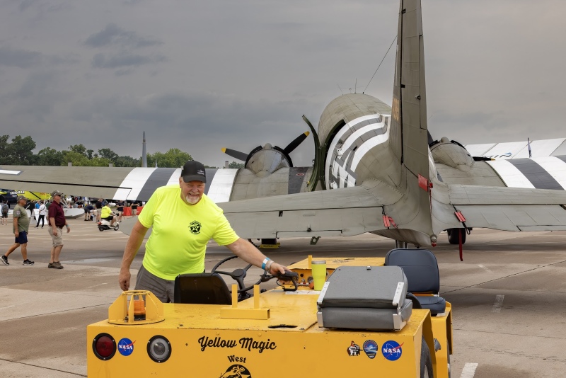 Parking-the-C-47-Skor-