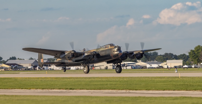 Langcaster-heads-out-for-the-show-