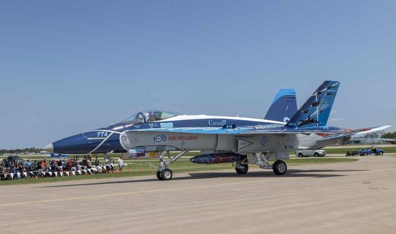 Oh-Canada-f-18-