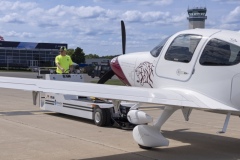Bob-O-tows-the-Cirrus