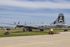 B-29-FIFI-stops-in-to-the-show