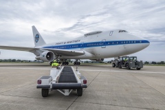 747-on-the-runway-1
