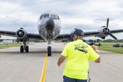 C-54-Candy-Bomber-arrives-2