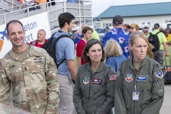 Honot-Flight-Brass-ready-to-greet