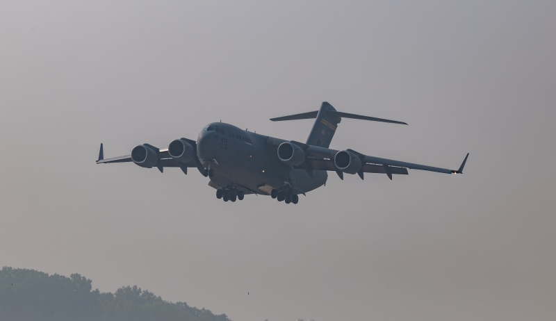 Smokey-C-17-1