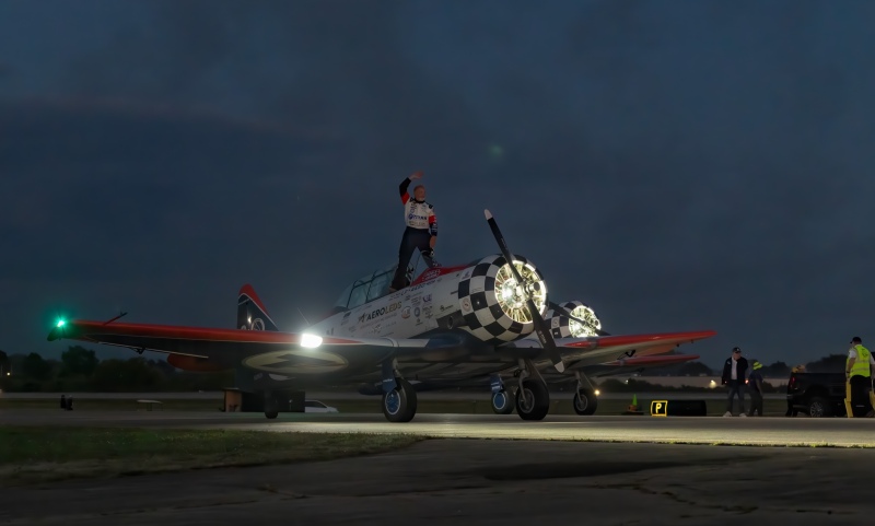 Night-show-Titans-1-