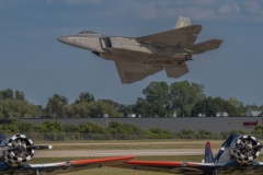 F-22-Noisy-takeoff-