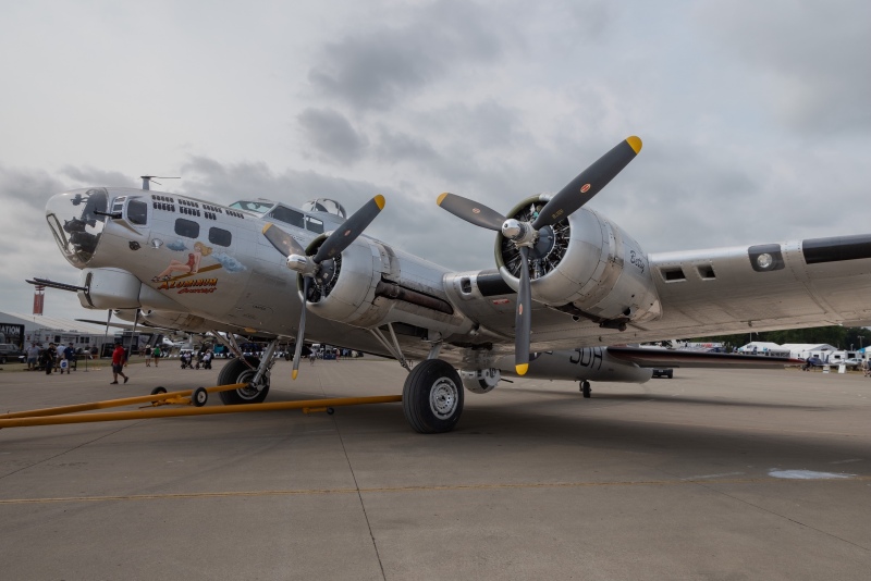Clear-the-Ramp-Beautiful-B-17-heads-out-
