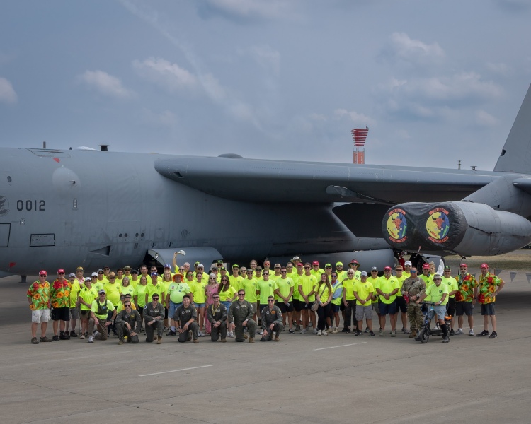 Group-shot-b-52-2