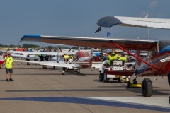 the-final-rush-mixing-the-crowd-with-the-planes-2-